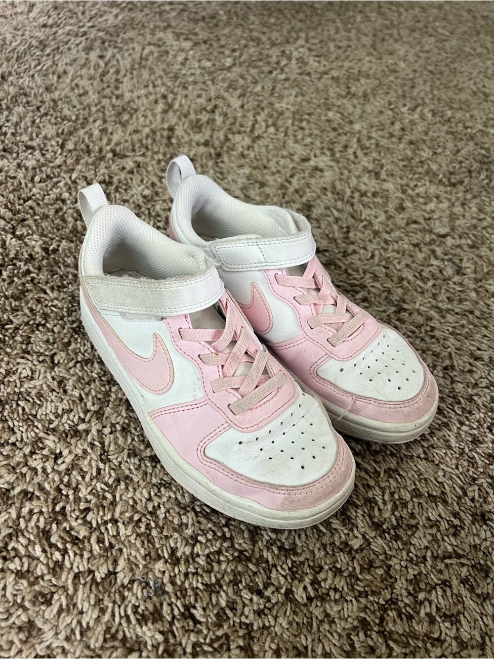 Nike Kids Pink and White Low-Top Hook-and-Loop Sneakers